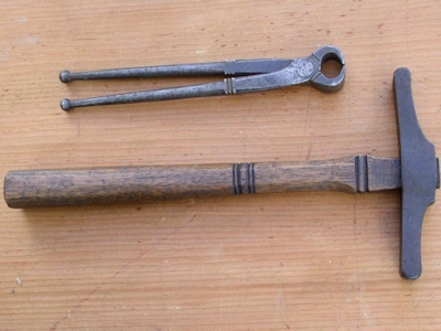 Tom latane' Forged Wrought Iron Hammer with Pincers