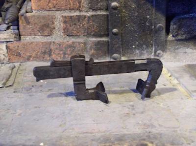 Coffee Mill Cone Fixture